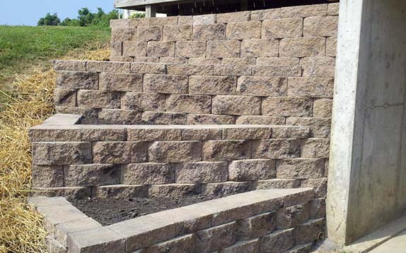 Endrizzi Contracting and Landscaping Wins Over $160,000 in Government Contracts
